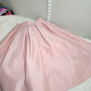 WHBM - NWOT a line, satin-sheen, light pink skirt. Size 2